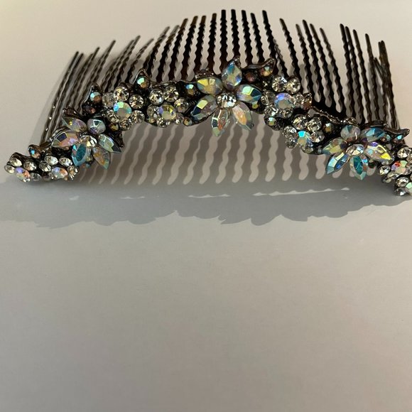 Swarovski Crystal Flower Cluster Hair Comb